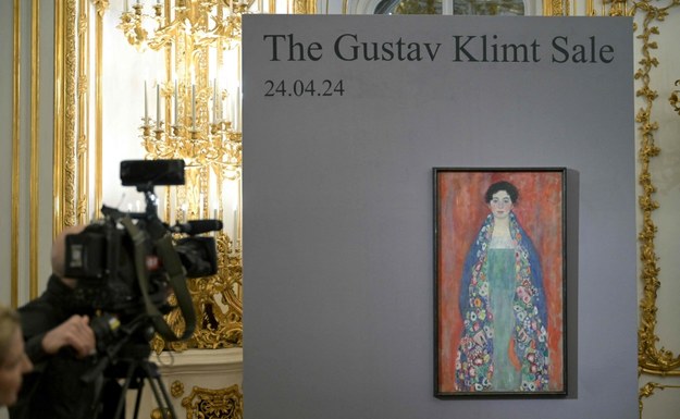 „Portret panny Lieser” Gustava Klimta /ROLAND SCHLAGER /East News/AFP