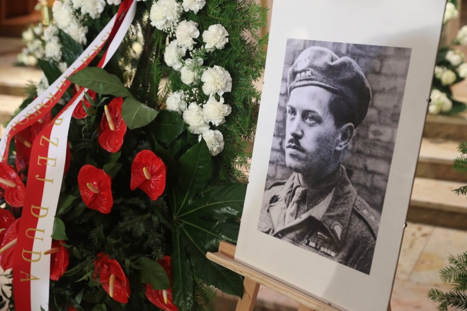 Portret Ryszarda Białousa / 	Tomasz Gzell    /PAP