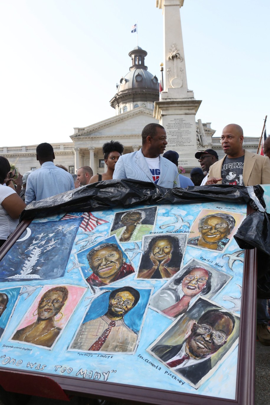 Portrety 9 ofiar strzelaniny w kościele /RICHARD ELLIS /PAP/EPA