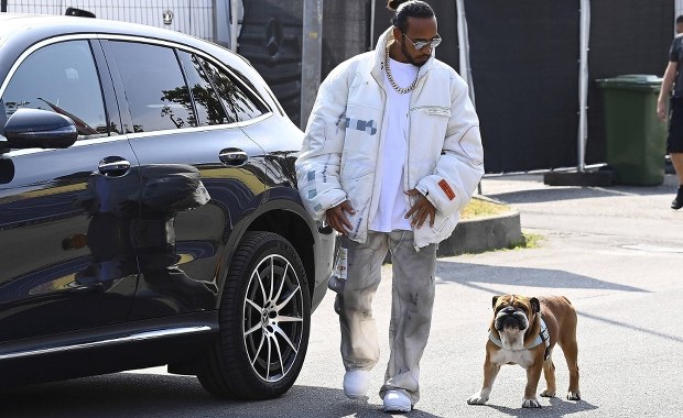 Poruszające wyznanie Lewisa Hamiltona po śmierci psa. "Jedno z najboleśniejszych doświadczeń"