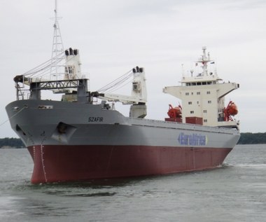 Porwanie polskich marynarzy: „Szafir” płynie do portu w Nigerii