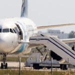 Porywacz samolotu linii EgyptAir zatrzymany. "Pas szahida nie miał materiałów wybuchowych"