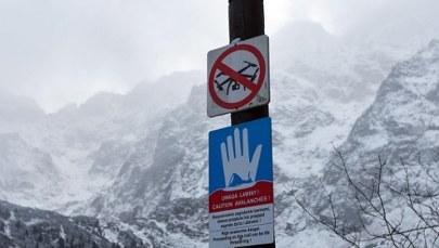 Porywisty wiatr w Tatrach. TPN odradza wyjścia w góry