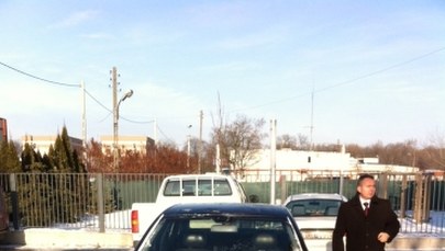 Porzucony w Warszawie mercedes został zlicytowany