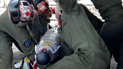 Pościg na Morzu Śródziemnym za statkami z bronią dla ISIS. Służby chcą je zatopić