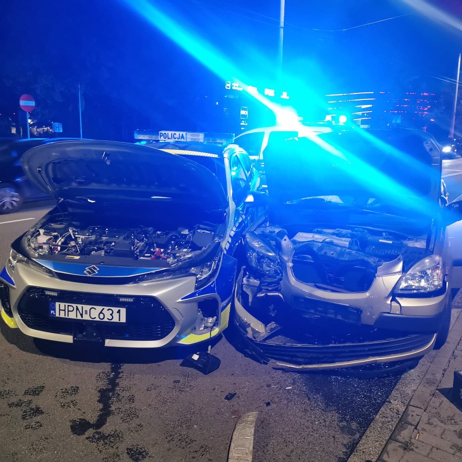 Pościg ulicami Trójmiasta. Kierowca miał kilka grzechów na sumieniu /KMP Sopot /Policja