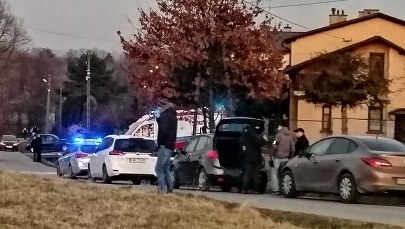 Pościg w Małopolsce. Dwóch policjantów trafiło do szpitala