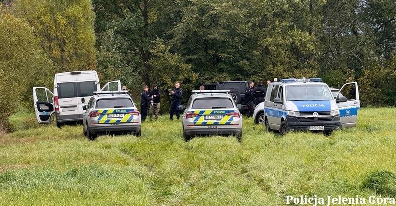 Pościg z autem ukradzionym w Czechach. Za kierownicą 30-letni Polak /KMP w Jeleniej Górze /Policja