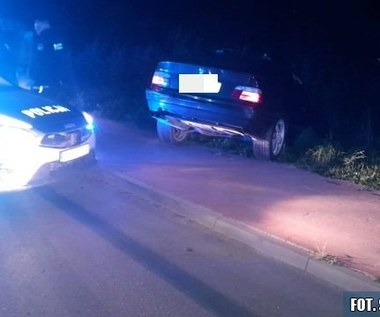 Pościg za kierowcą bmw. Mężczyzna pod wpływem narkotyków zderzył się z radiowozem 