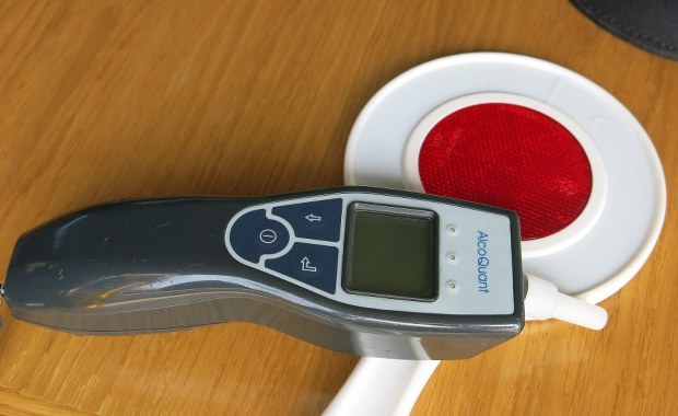 Pościg za kierowcą volkswagena. Okazało się, że 25-latek był pijany