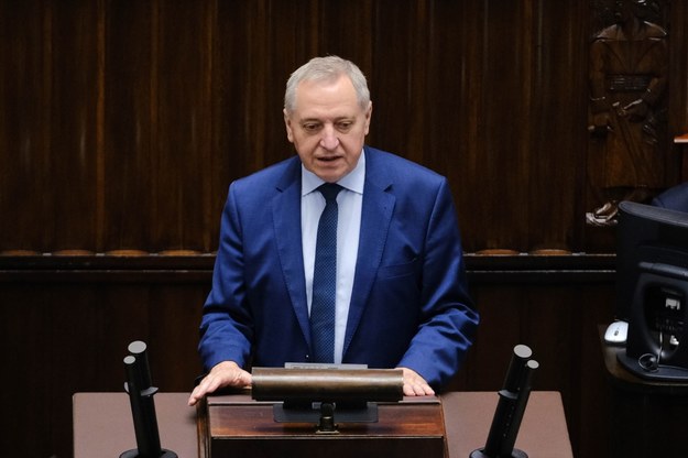 Poseł Henryk Kowalczyk na sali obrad w ostatnim dniu posiedzenia Sejmu /	Henryk Kowalczyk /PAP