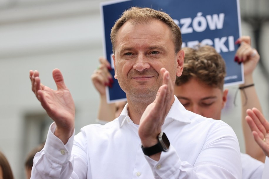 Poseł KO Sławomir Nitras na konferencji prasowej w Tomaszowie Mazowieckim /Marian Zubrzycki /PAP