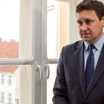 Poseł Łukasz Zbonikowski stanie przed sądem w związku z oskarżeniami żony 