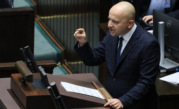 ​Poseł Matecki nie stawił się w sądzie. W tym czasie był w telewizji
