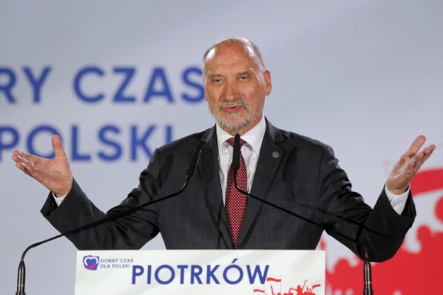 Poseł PiS i były szef MON Antoni Macierewicz /Roman Zawistowski /PAP