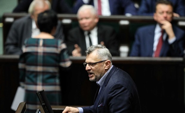 Poseł Platformy o zakazie hodowli zwierząt na futra: "Czemu mamy być frajerami?"