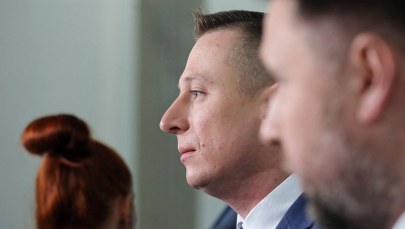 Poseł PO: Były szef MON Antoni Macierewicz ujawnił wojskowe tajemnice