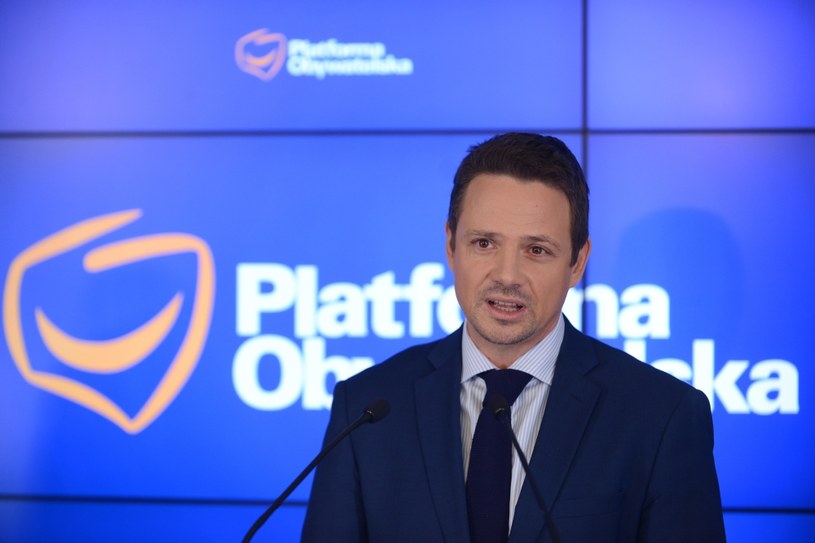Poseł PO Rafał Trzaskowski podczas konferencji prasowej "Co dalej z Warszawą" /Jakub Kamiński   /PAP