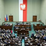 Poseł żali się na swoje zarobki. "Wejście do Sejmu to finansowa degradacja"