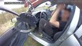 Posiadał 9 aktywnych sądowych zakazów i znajdował się pod wpływem narkotyków, z tego powodu uciekał przez policjantami