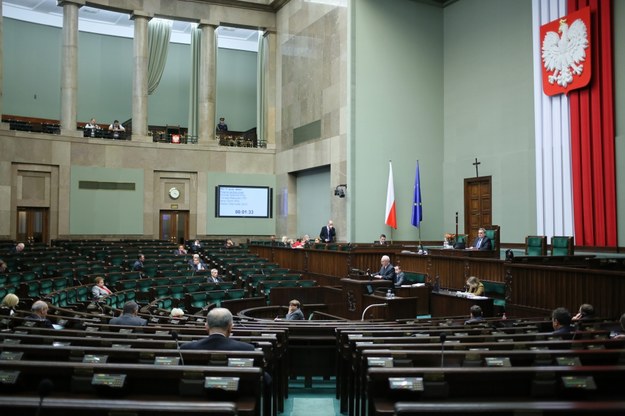 Posiedzenia Sejmu co tydzień, komisje nie podczas obrad /Leszek Szymański /PAP