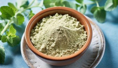 Poskrom trądzik maseczką z zielonej glinki i wygładź cerę. Ta zasada jest kluczowa