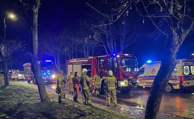 Poślizgnął się na molo i wpadł do wody. Na pomoc ruszyli nastolatkowie