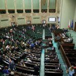 posłowie Posłowie dostali więcej pieniędzy. Mówią o "kosmetycznej podwyżce"