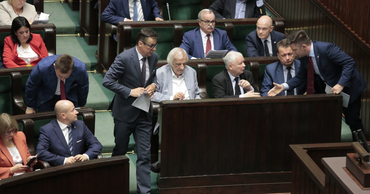 Posłowie jednak nie stracą na Polskim Ładzie? /MAREK SZAWDYN/POLSKA PRESS /Getty Images