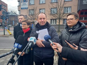 Posłowie KO odwiedzili krakowskie kuratorium. Nie zastali Barbary Nowak