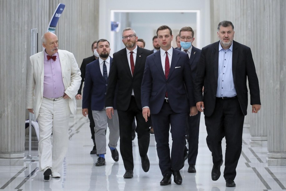 Posłowie Konfederacji /Paweł Supernak  /PAP