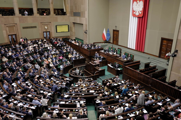 Posłowie na sali obrad Sejmu w Warszawie /Mateusz Marek /PAP