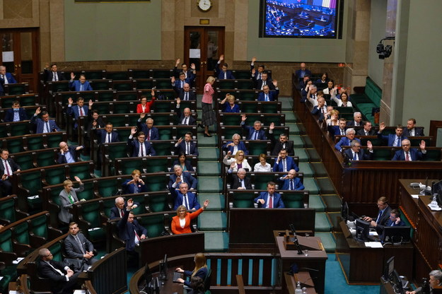 Posłowie na sali plenarnej Sejmu /Mateusz Marek /PAP