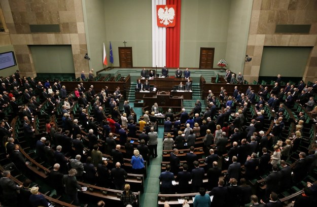 Posłowie uczcili minutą ciszy pamięć zamordowanego krytyka Kremla Borysa Niemcowa /Tomasz Gzell /PAP