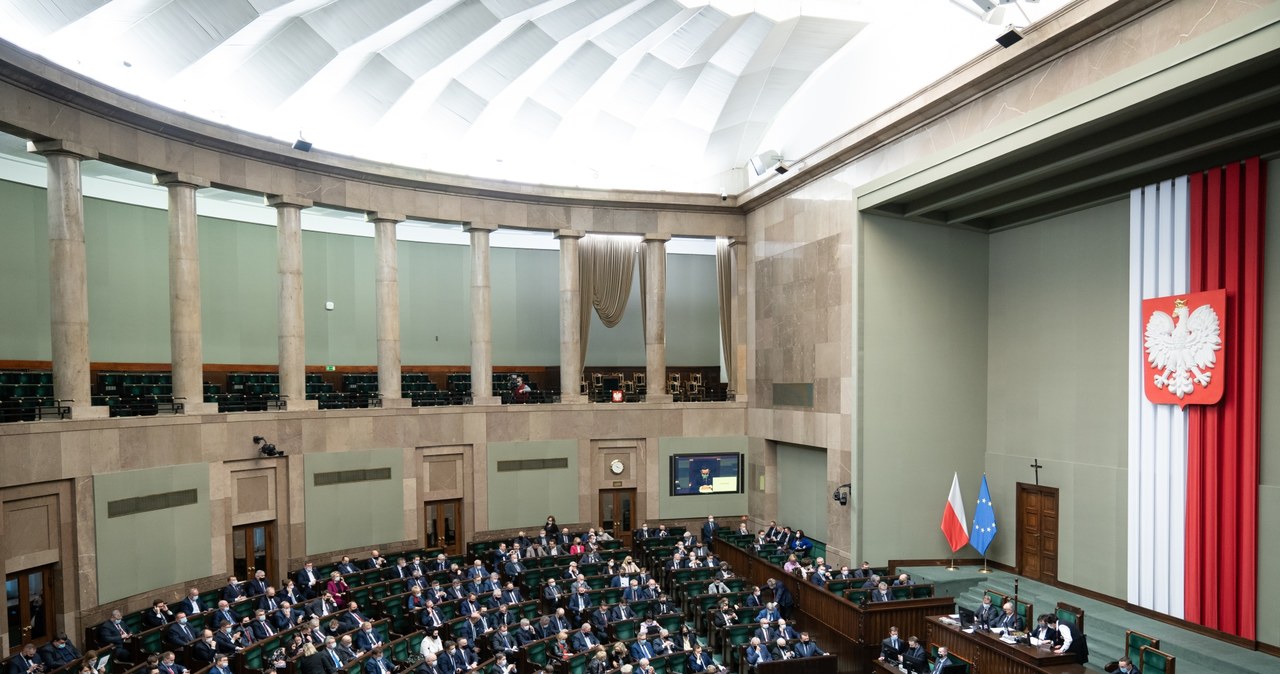 Posłowie zdecydowali. Chodzi o wykonanie budżetu państwa za 2023 r. /Mateusz Włodarczyk /AFP