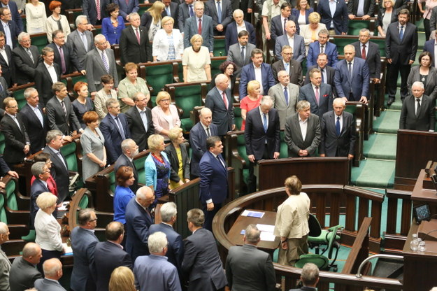 Posłowie zdecydowali, że projekt nowelizacji ustawy trafi do dalszych prac w Komisji Finansów Publicznych /Leszek Szymański /PAP