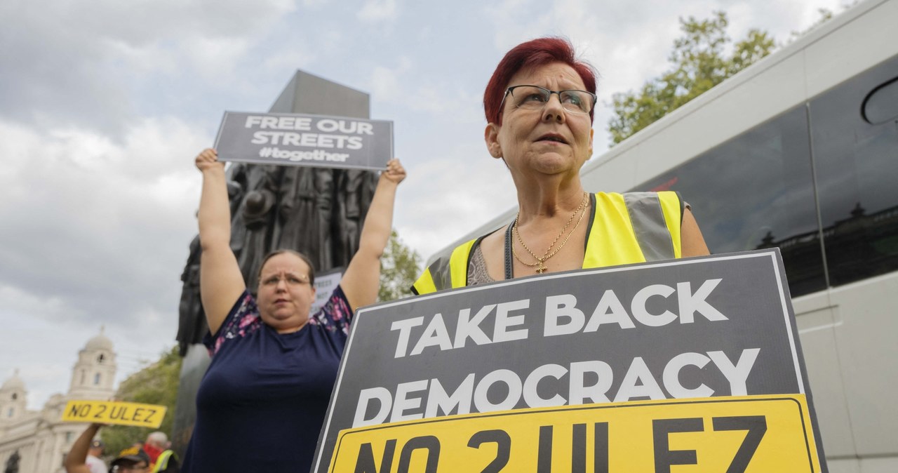 Poszerzenie strefy ULEZ w Londynie wywołało uliczne protesty /AFP