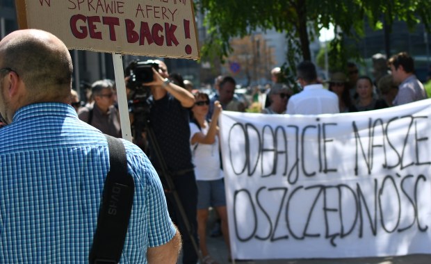 Poszkodowani w aferze GetBack domagają się pilnej pomocy