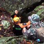 Poszukiwania zaginionych w jaskini dzieci: Odkryto komin, który może być alternatywnym wejściem 