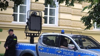 Potężna broń służy jako zwykły głośnik. Policyjny system LRAD pod lupą prokuratury