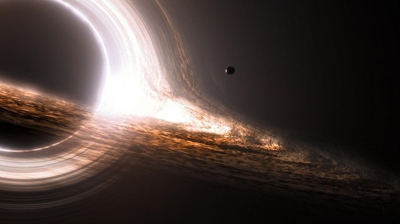 Potężna czarna dziura w centrum naszej galaktyki stała się 75 razy jaśniejsza /Geekweek
