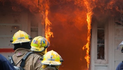 Potężna eksplozja w magazynie fajerwerków. Trwają poszukiwania zaginionych