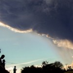 ​Potężna erupcja wulkanu. Kolumna popiołu wystrzeliła na wysokość 19 km