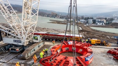 Potężna maszyna TBM dotarła do celu   
