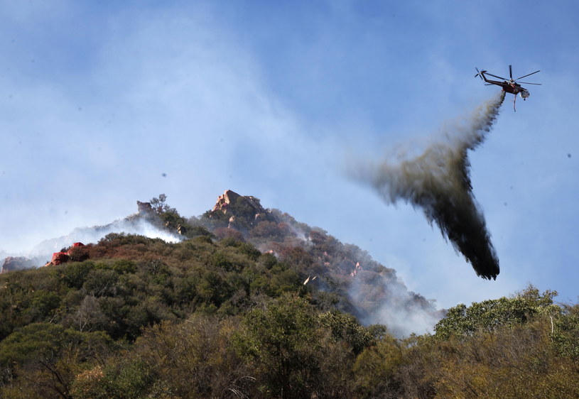 Potężne pożary w Kalifornii /MIKE NELSON /PAP/EPA