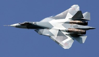 Potężne Su-57 nad Ukrainą. "Skuteczniejsze w walce od F-35 i F-22"