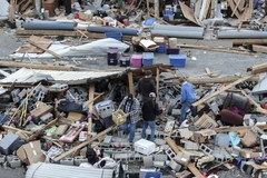 Potężne tornada w USA. Zginęło ponad 100 osób