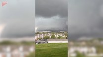 Potężne tornado nad domami w USA