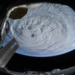 Potężny huragan Larry widziany z kosmosu 