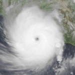 Potężny huragan uderzył w Meksyk. Złamał wszelkie zasady logiki